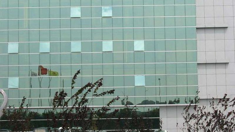 铝镁合金推拉门，价格几何？揭秘影响成本的关键因素**